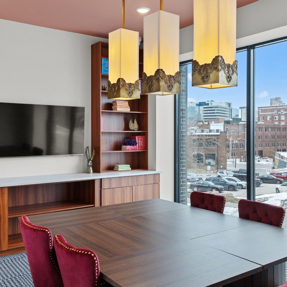 work from home office at Wonderland apartment in Kansas City